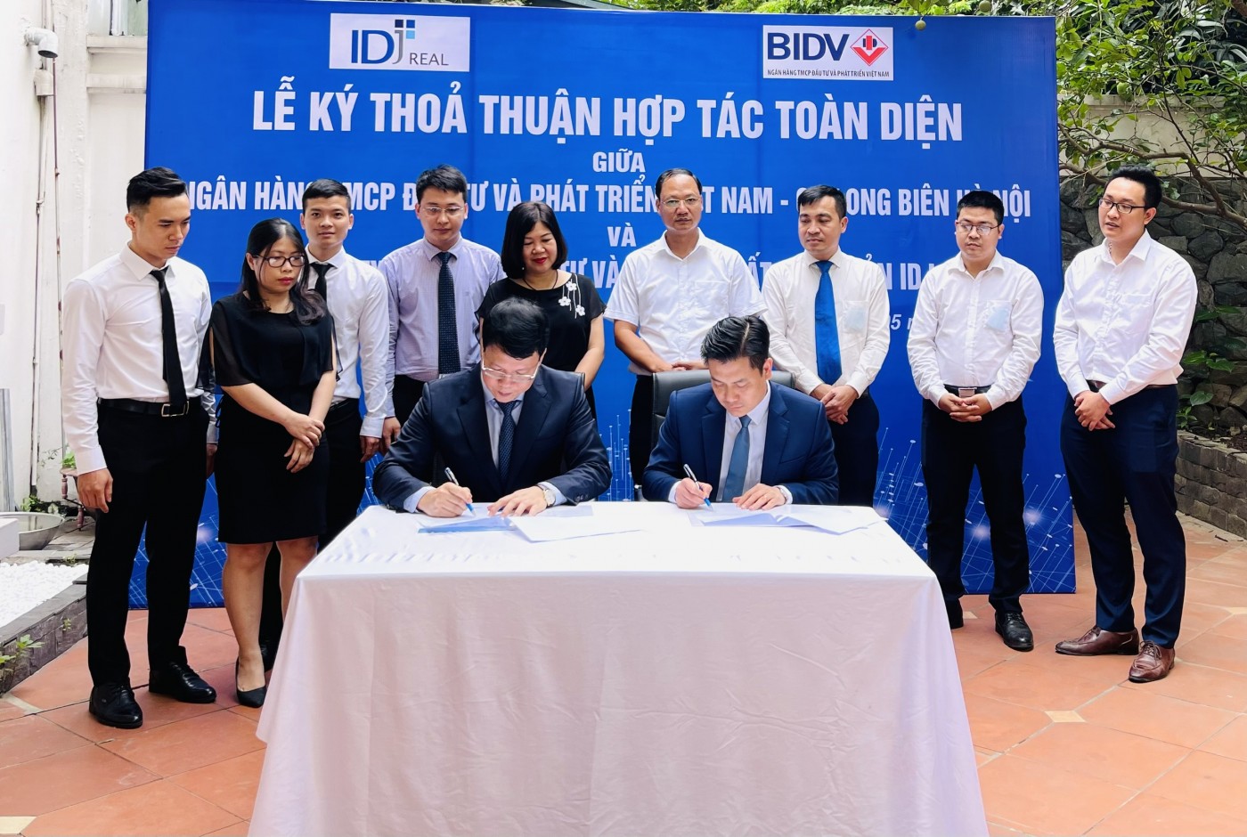 IDJ Real ký kết với BIDV